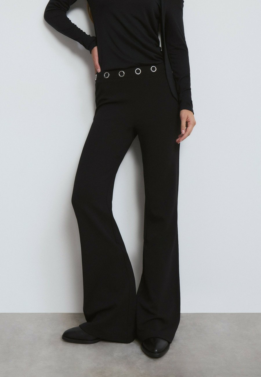 

Брюки Brownie FLARE EYELETS, Black