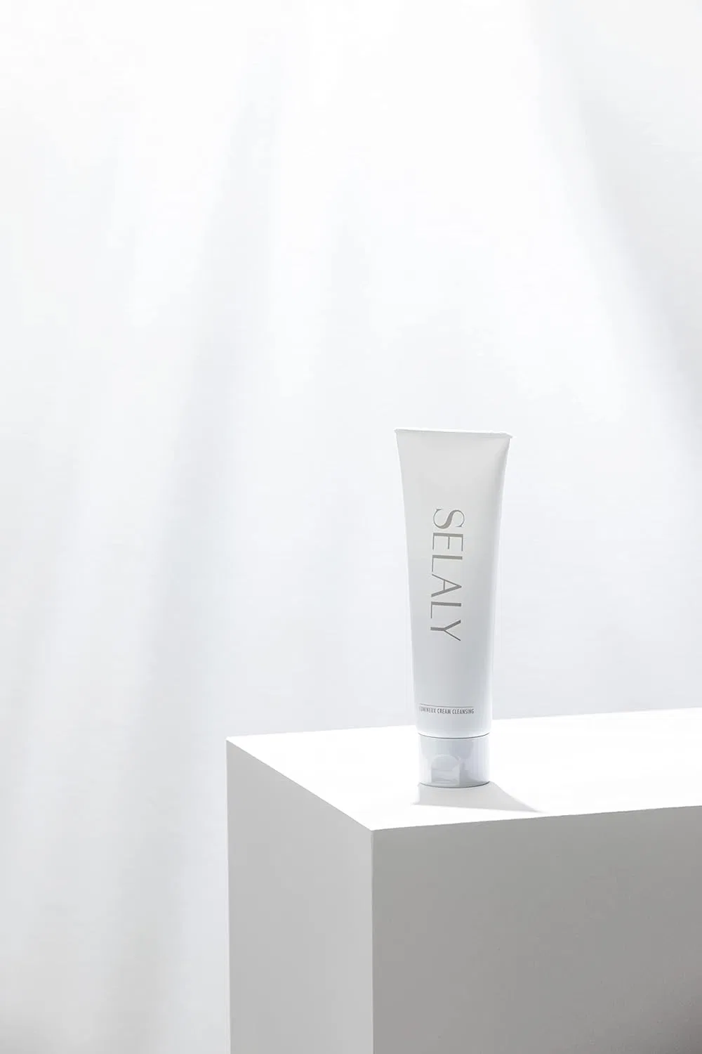 Крем для лица Selaly — Для умывания Luminous Cream Cleanser, , , белый, 130 г — фото 3