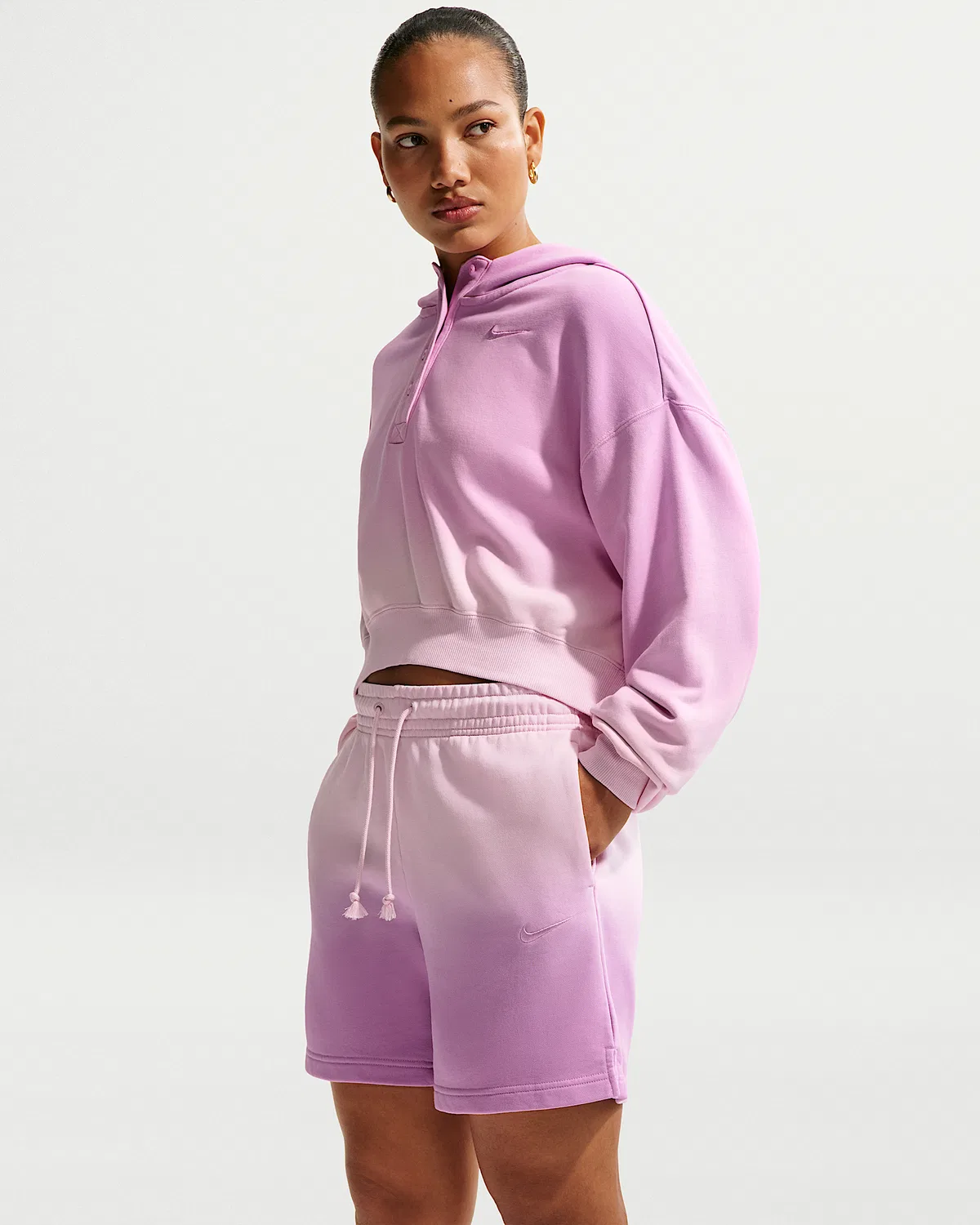 Женские шорты со средней посадкой Nike Sportswear Phoenix Fleece, Pink Foam/Light Magenta/Light Magenta — фото 4