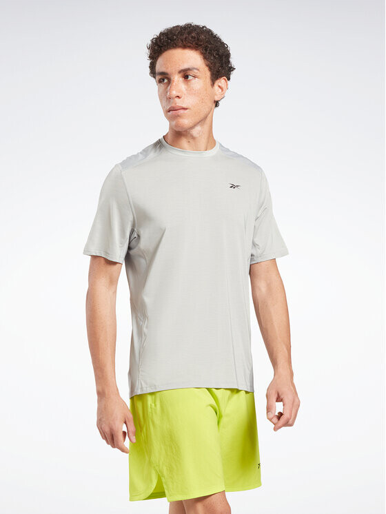 

Футболки Reebok, серый