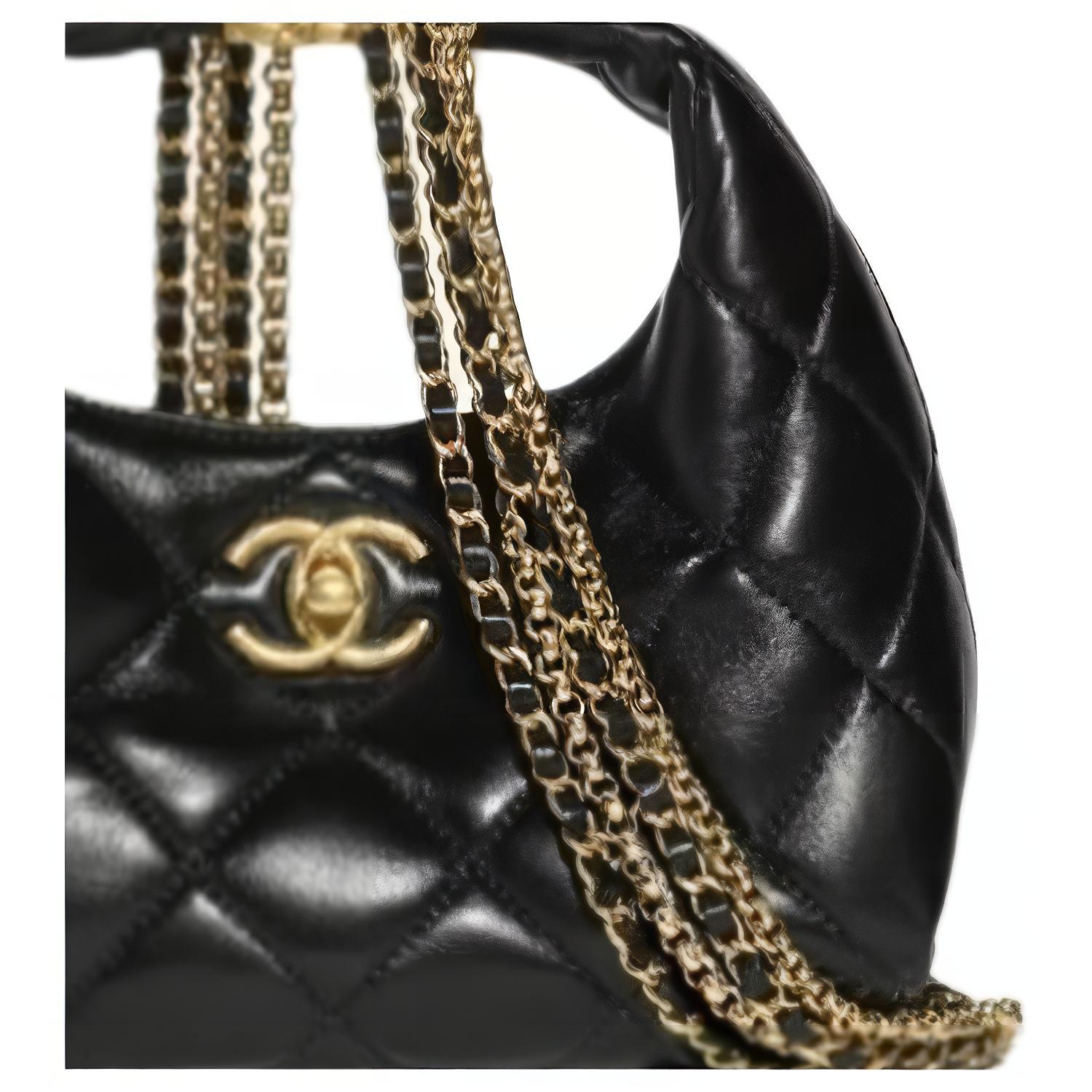 Женская черная сумка через плечо из овчины CHANEL — фото 2