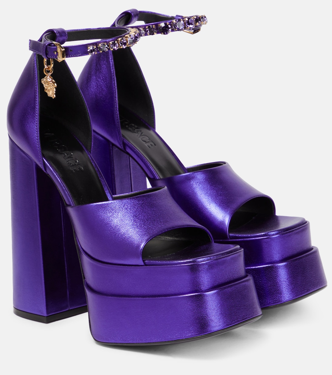 Сандалии Medusa Aevitas из кожи на платформе Versace, Dark Orchid-Vesrace Gold