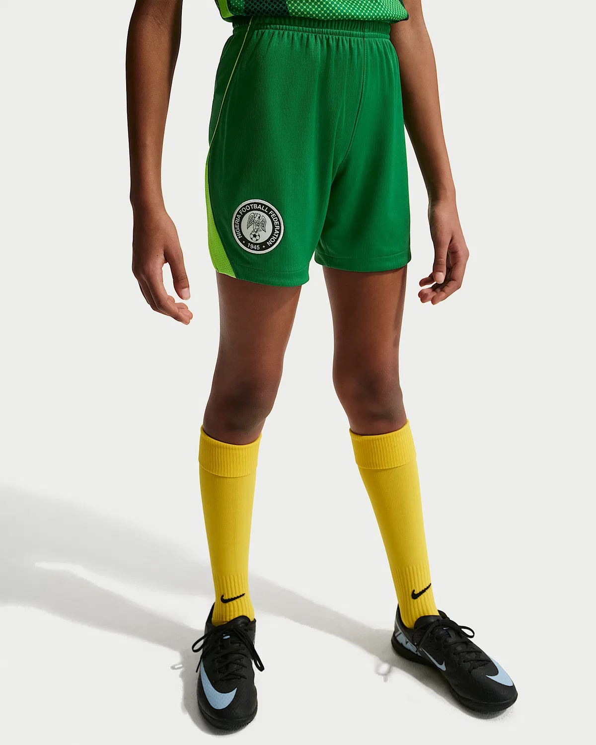 Большие детские шорты Nike Dri-FIT Soccer Replica Nigeria 2026 Stadium Home, Pine Green/Electric Green/White — фото 3