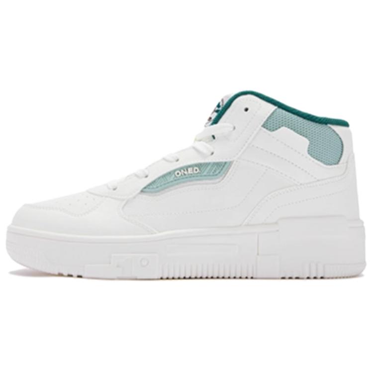 

Износостойкие и легкие мид-топ скейтборд кроссовки Men's 361°, feather белый/cypress зеленый