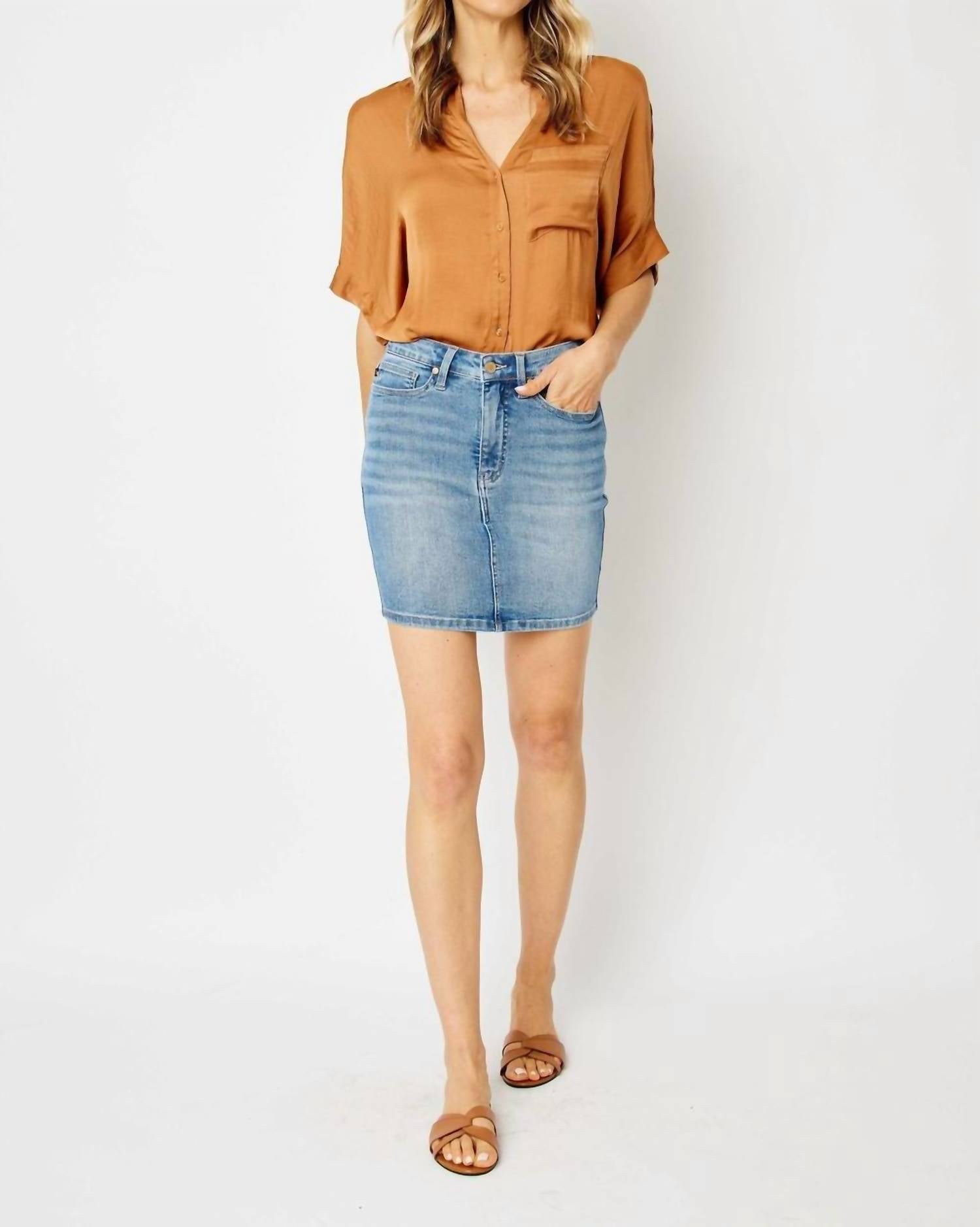 

Джинсовая юбка с высокой талией и эффектом утягивания живота Judy Blue, синий