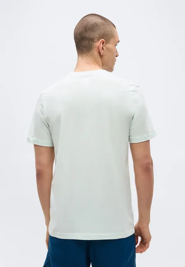 Футболка Nikecourt tee heritage print t-shirt Nike Performance, бледно-зеленый — фото 3