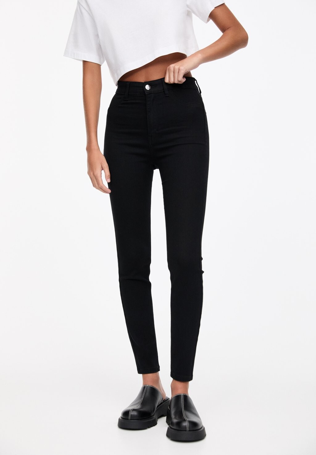 

Джинсы скинни HIGH-WAIST PULL&BEAR, черный