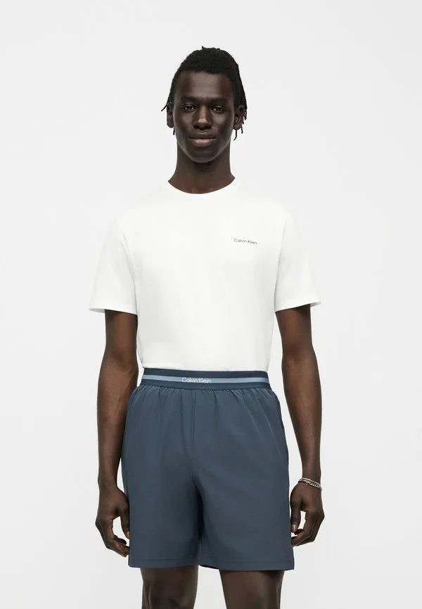 Футболка с микрологотипом и круглым вырезом, базовая футболка Calvin Klein, Bright White — фото 3