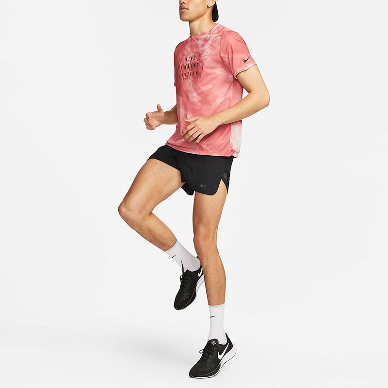 Мужская футболка Nike, цвет Clay ash — фото 3