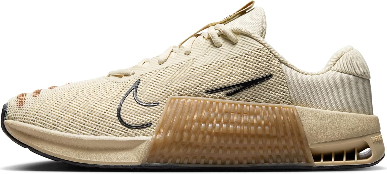 

Мужские кроссовки Nike Metcon 8, Light Khaki/Desert Khaki/Parachute Beige/Black