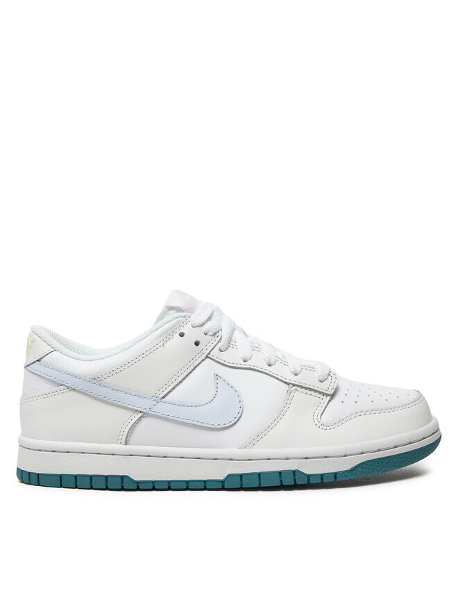 

Кроссовки Nike, белый