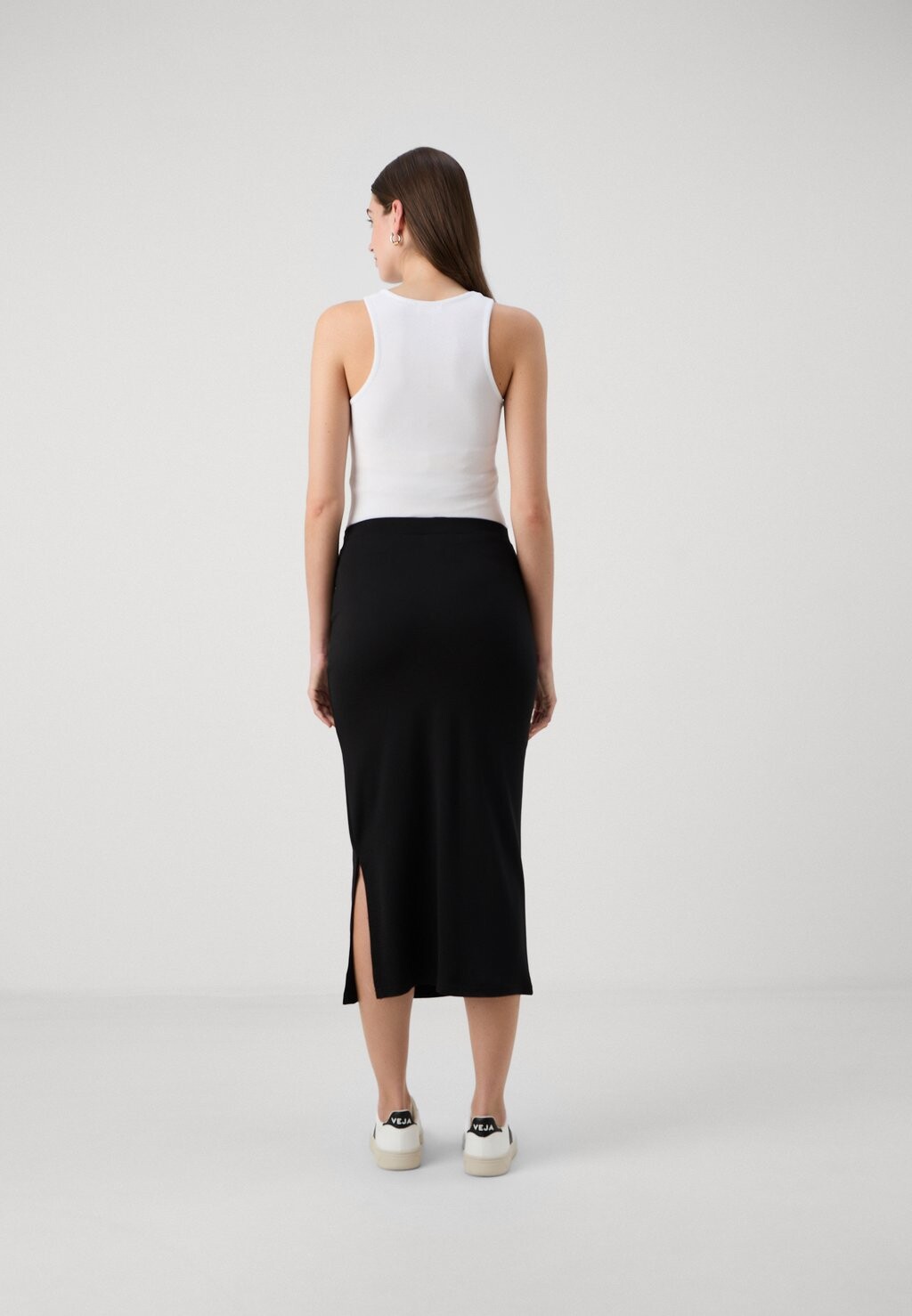 

Юбка-карандаш MLLIF MIDI SKIRT MAMALICIOUS, черный