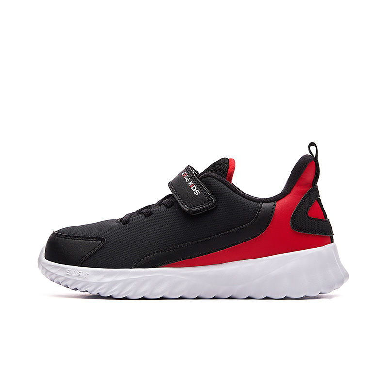 

ERKE KIDS Кроссовки для бега Jet Black University Red Kids