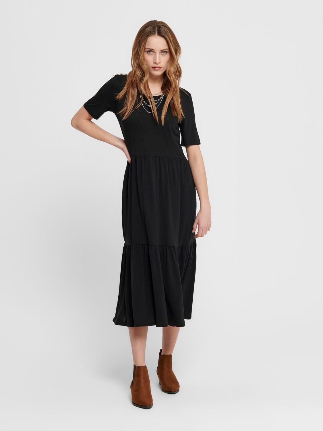 

Платье JACQUELINE de YONG Lockeres Midi Rüschen Maxi Bluse Kurzarm Stretch JDYDALILA, черный