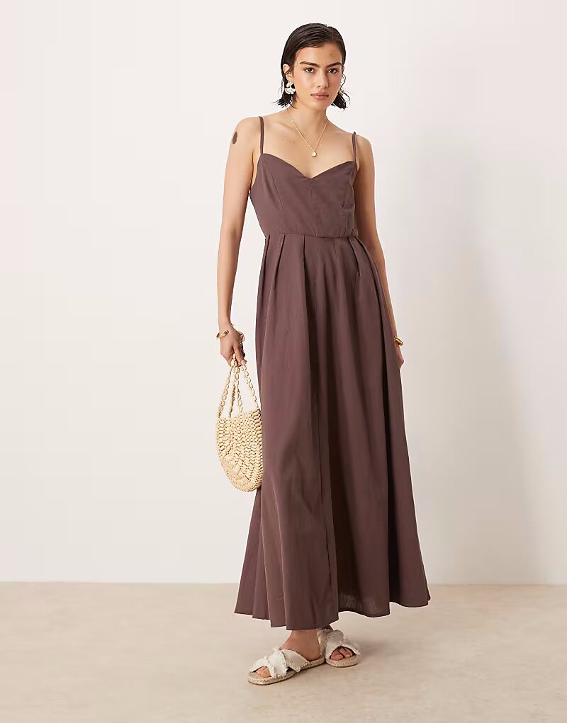 

Платье макси ASOS DESIGN с корсетным лифом и скульптурным бюстом шоколадного цвета