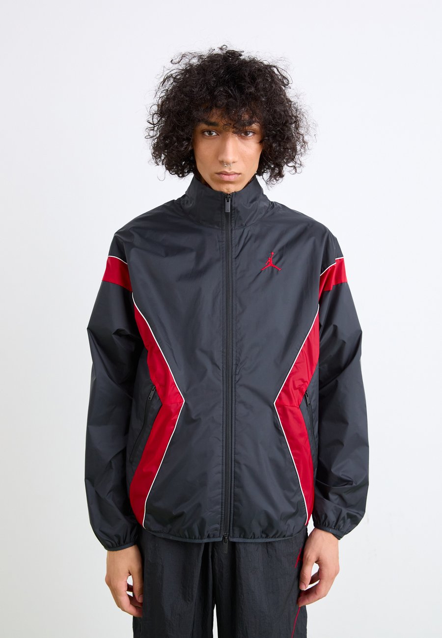 

Куртка Jordan DRAFT, Black/Gym Red/White/Black