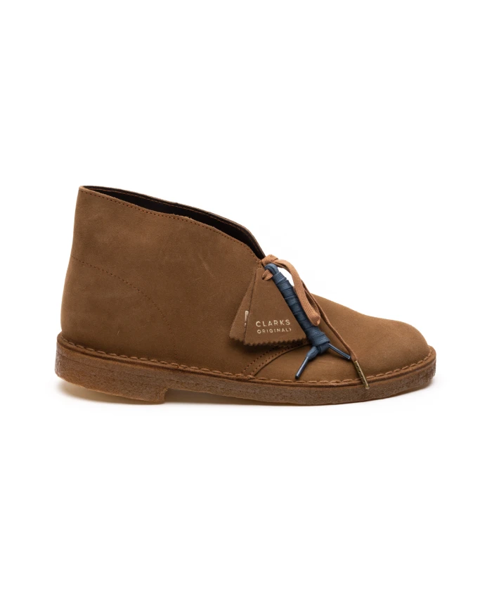 

Ботинки дезерты из замши на плоской подошве Clarks, коричневый