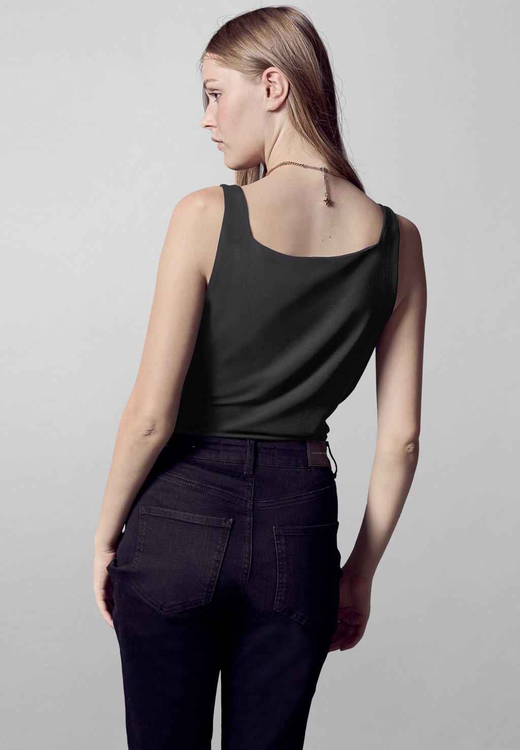

Топ BASIC Street One Studio, черный