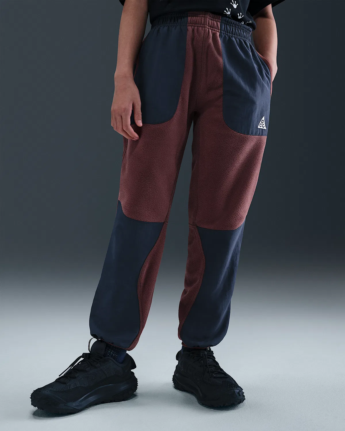 Детские штаны Polartec® Nike ACG "Wolf Tree", Red Sepia/Thunder Blue/Summit White — фото 3