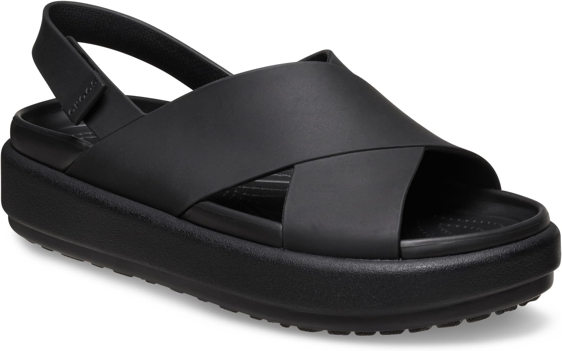 

Сандалии Crocs Brooklyn Luxe Cross Strap, черный