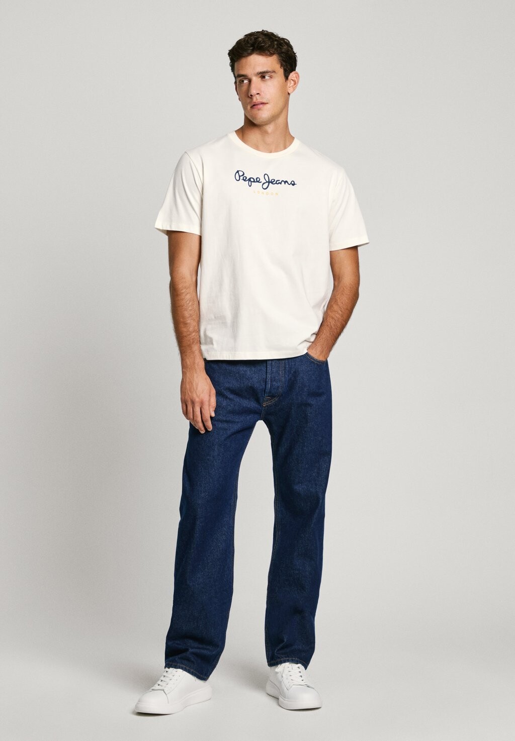

Футболка с принтом EGGO Pepe Jeans, молочный