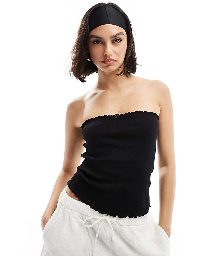

ASOS DESIGN – Черный топ-бандо с плиссированной отделкой