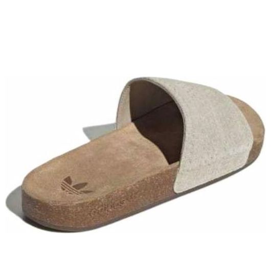 Шлепанцы adidas Originals Adilette Slides 'Wonder Beige Gum' — фото 3