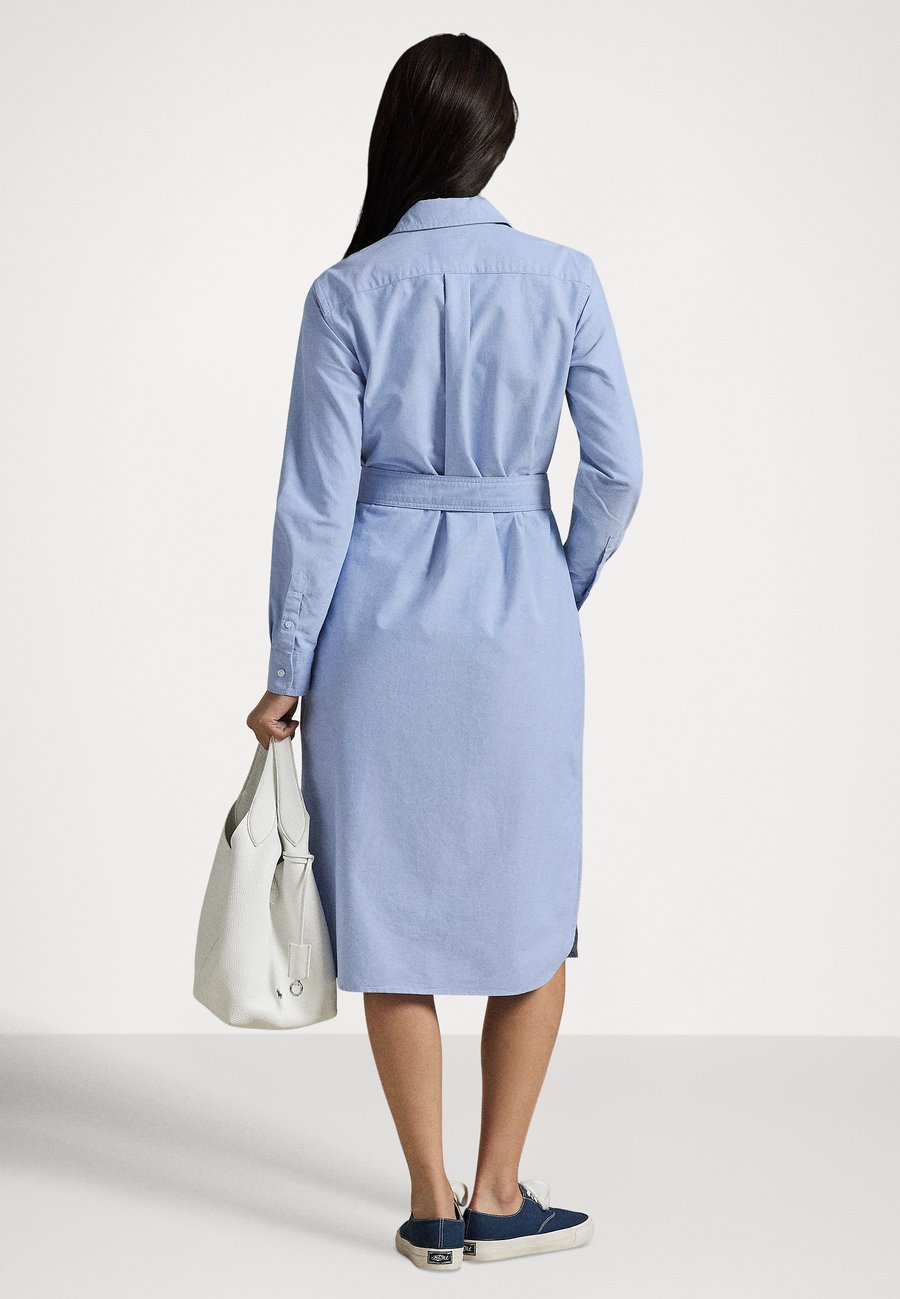 Платье Polo Ralph Lauren BELTED COTTON OXFORD SHIRTDRESS, Blue — фото 3