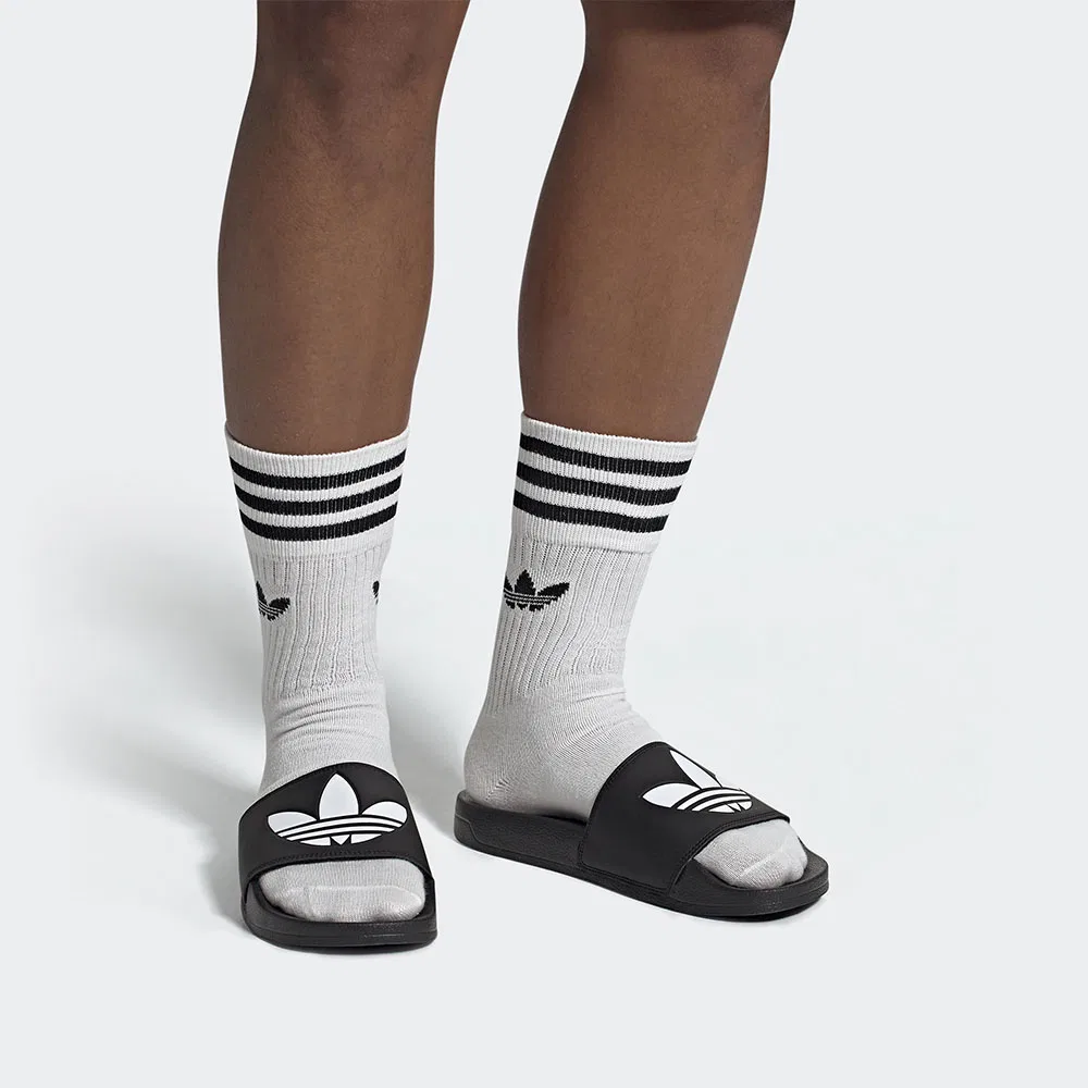 Мужские чёрные шлёпанцы Adidas Adilette Lite