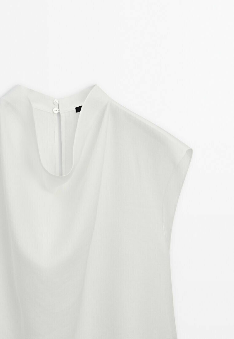 

Блузка With Draped Neck Massimo Dutti, белая