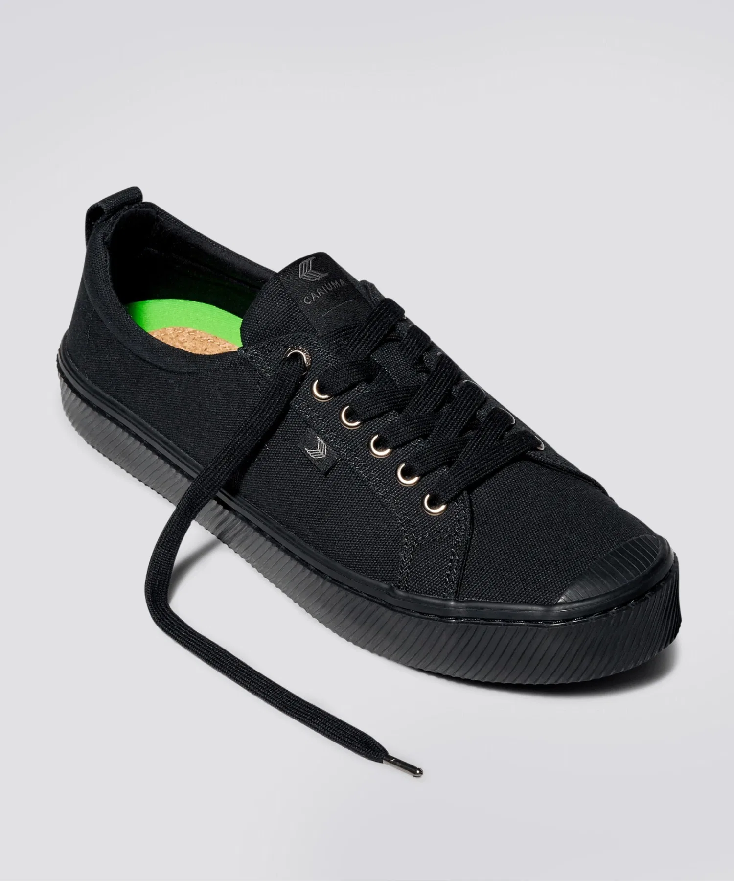 Мужские кеды из канваса Kinetics OCA Low чёрные