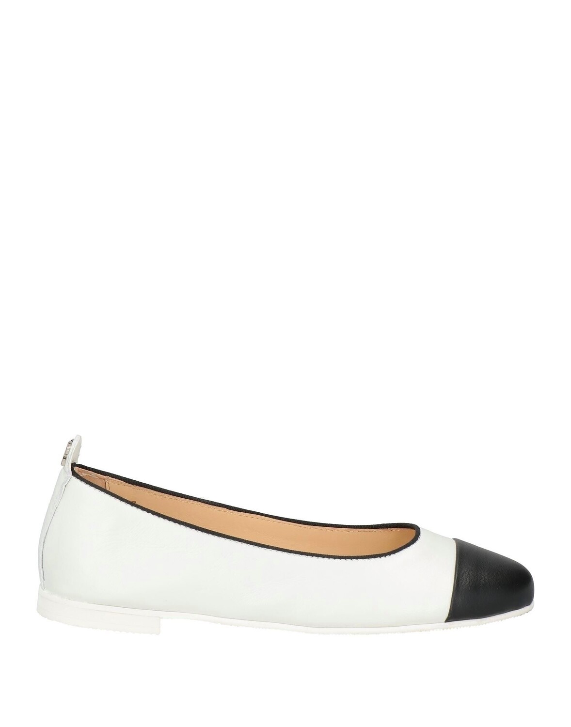 

Балетки Casadei, молочный