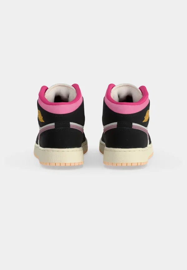 Кроссовки Air 1 Mid SE Jordan, black/university gold-coloured/sail/pinksicle/iced carmine/crimson tint, черный/университетский золотой/парус/розовый/ледяной кармин/кримсоновый оттенок — фото 4
