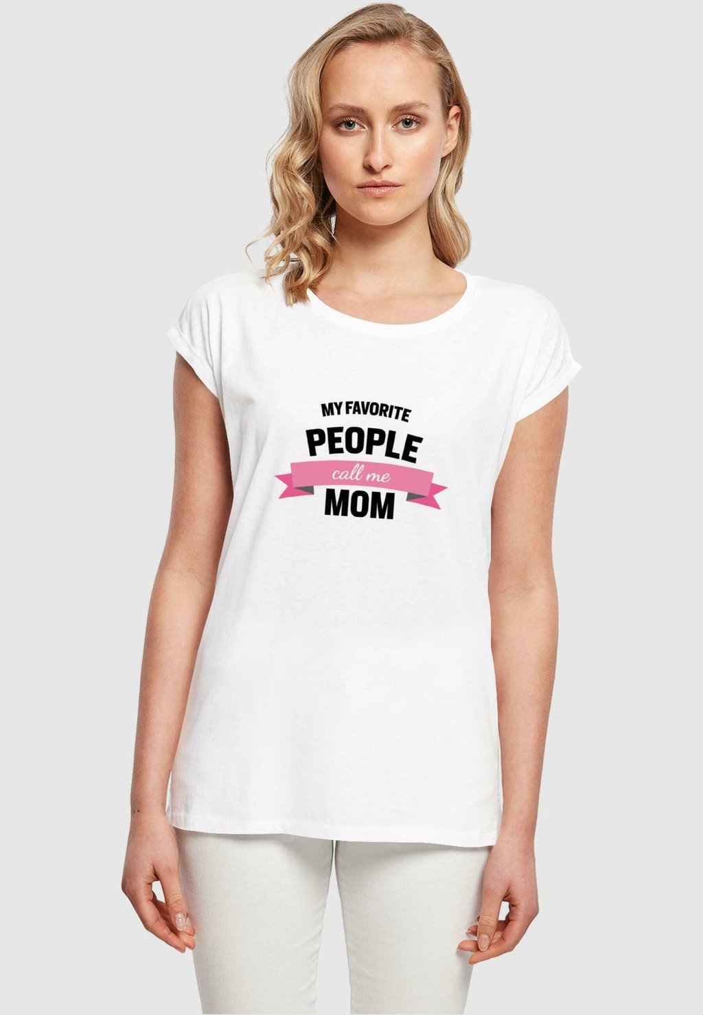 

Футболка с принтом MOTHERS DAY - MY FAVORITE PEOPLE CALL ME MOM Merchcode, белый