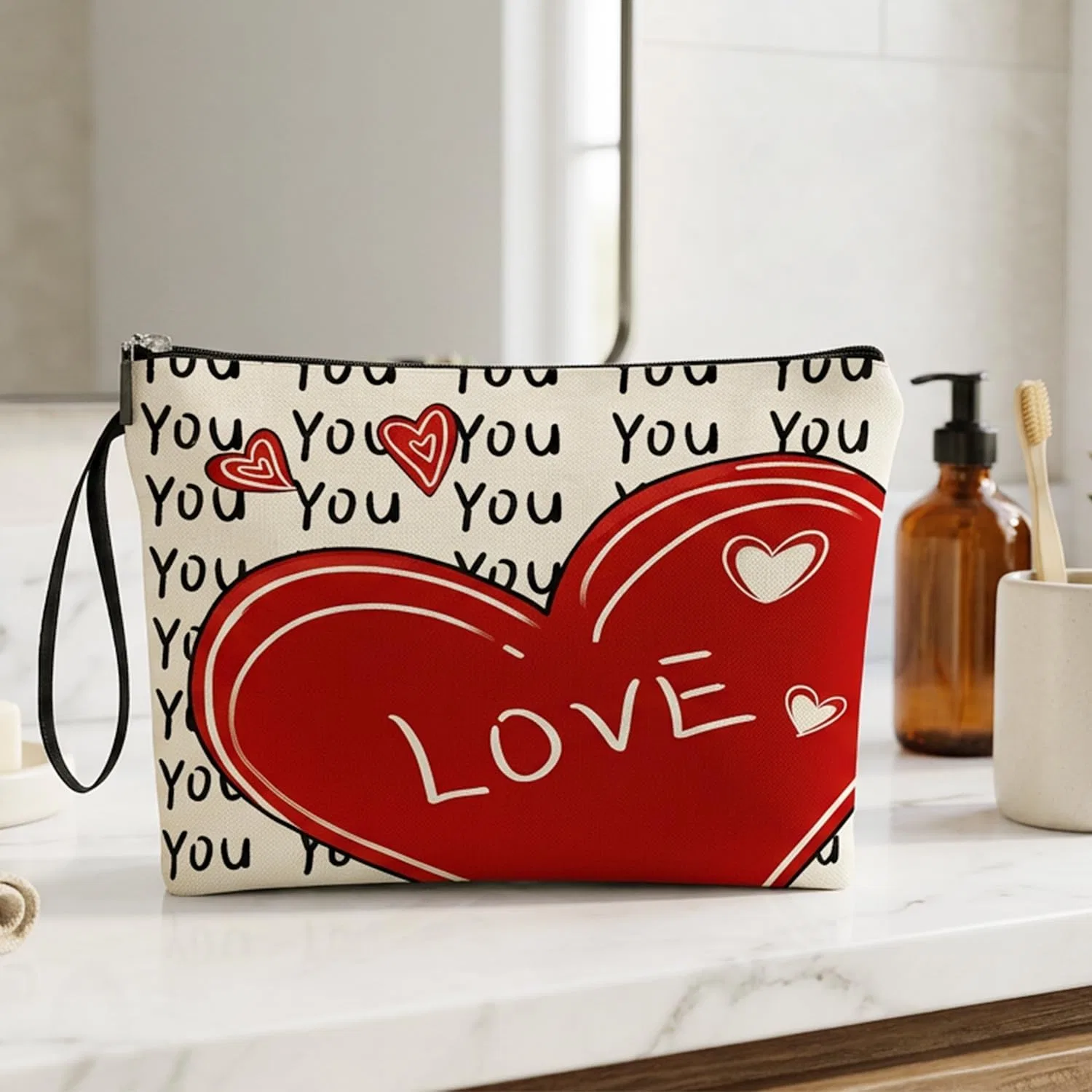 Косметичка женская «Love You» в форме сердца Yoljun — фото 4