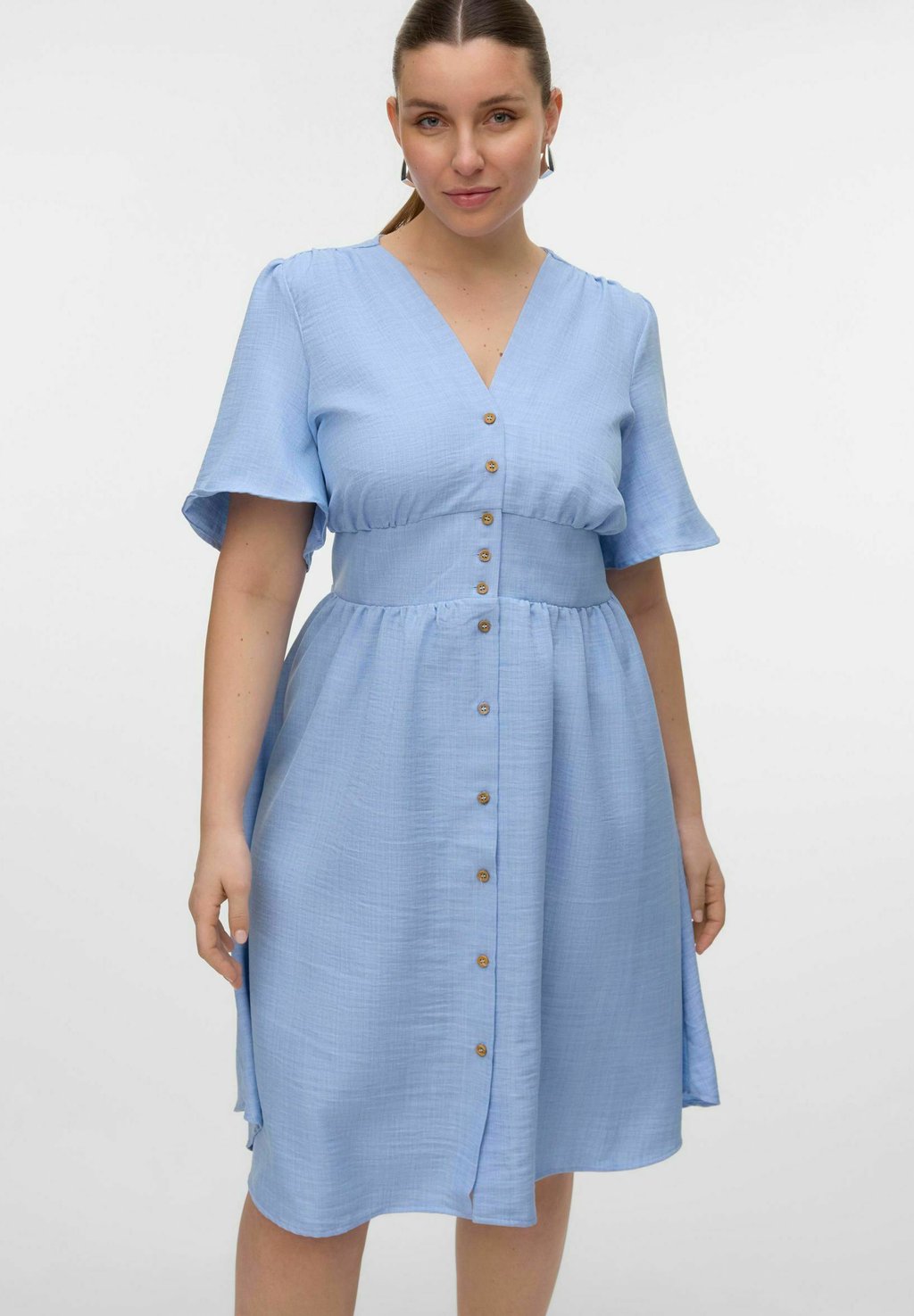 

Платье-рубашка VMCMELANEY MIDI Vero Moda Curve, светло-голубой