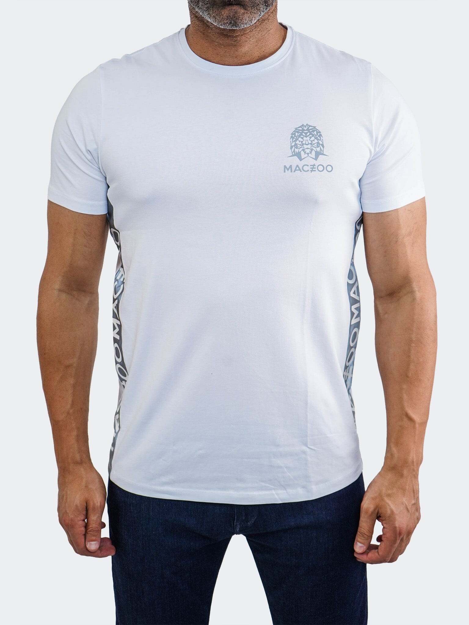 

Футболка Insignia белая MACEOO