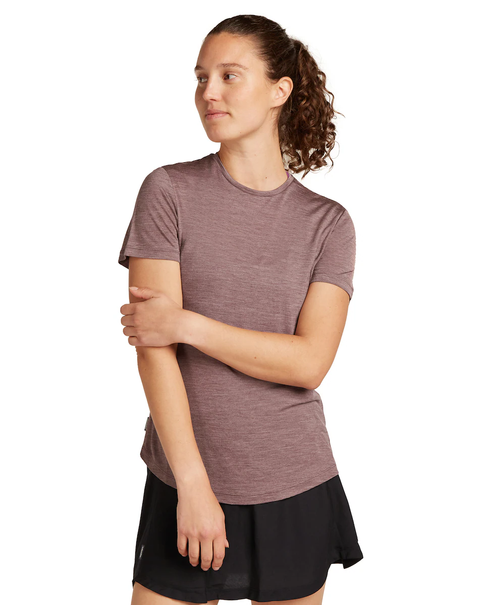 

Футболка женская W Mer 125 Cool-Lite Sphere III SS Tee ICEBREAKER, лиловый