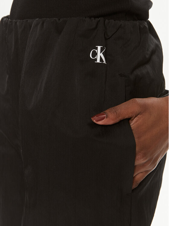 Тканевые брюки свободного кроя Calvin Klein, черный — фото 4