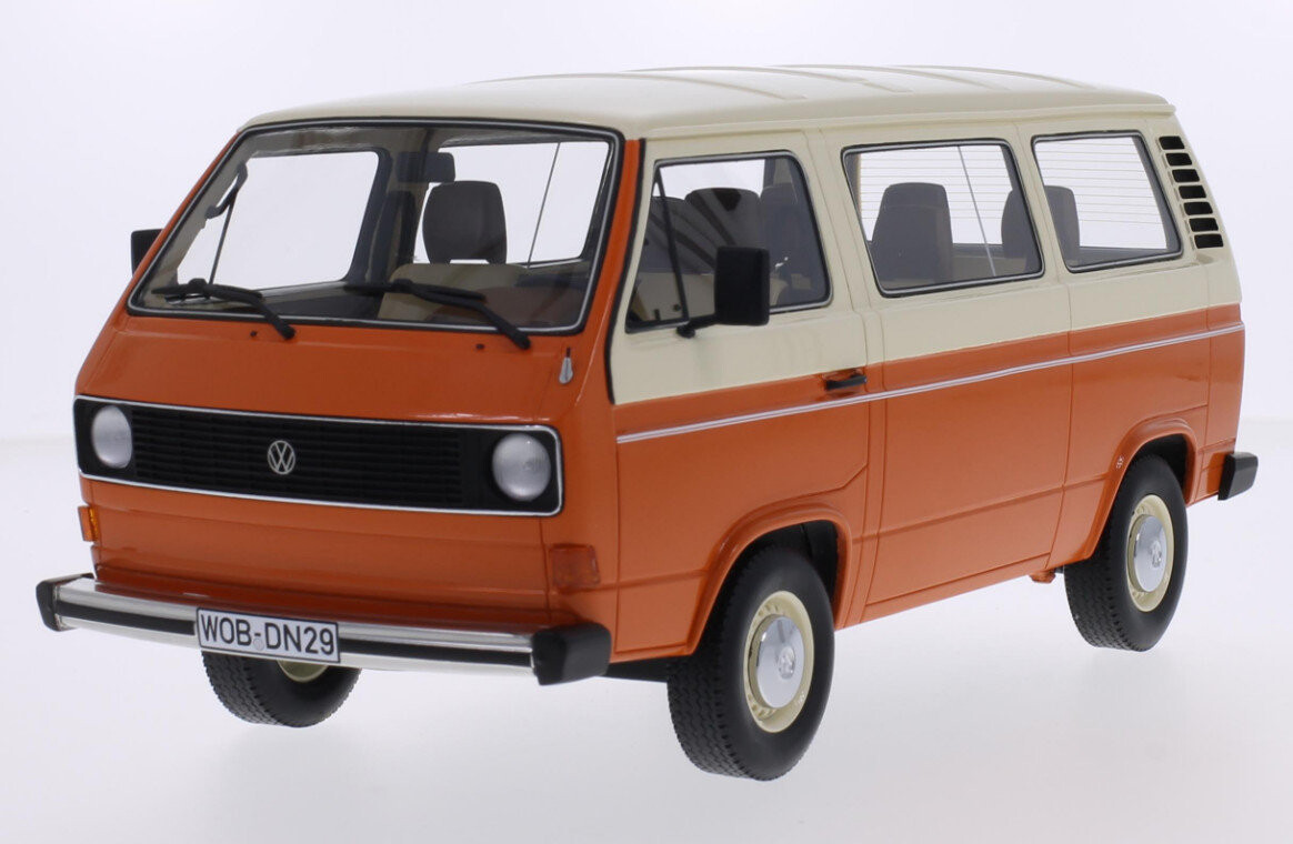 

Автобус премиум-класса Volkswagen T3 1:18 30025 PREMIUM CLASSIXXS