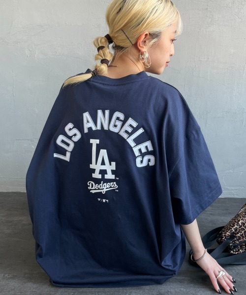 

Футболка с индивидуальным принтом на спине в стиле MLB, бренд FANATICS, цвет темно-синий