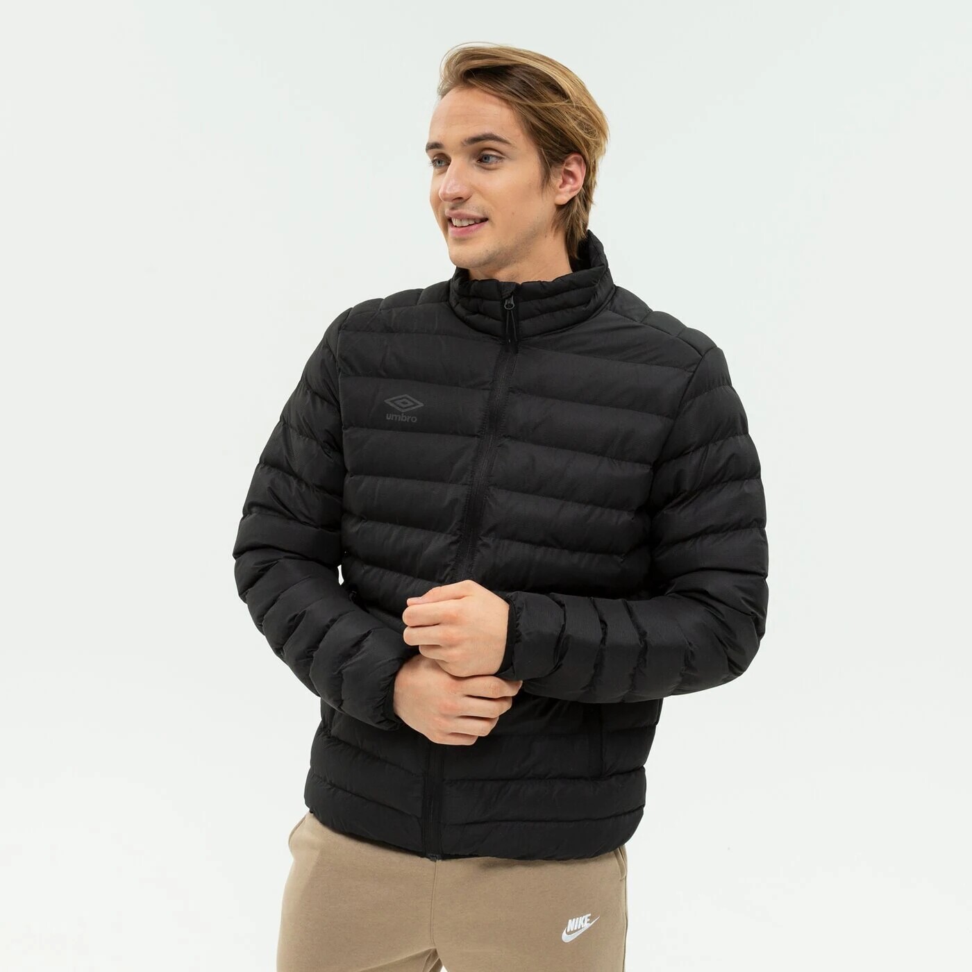 

Куртка зимняя Umbro Bloxwor, черный