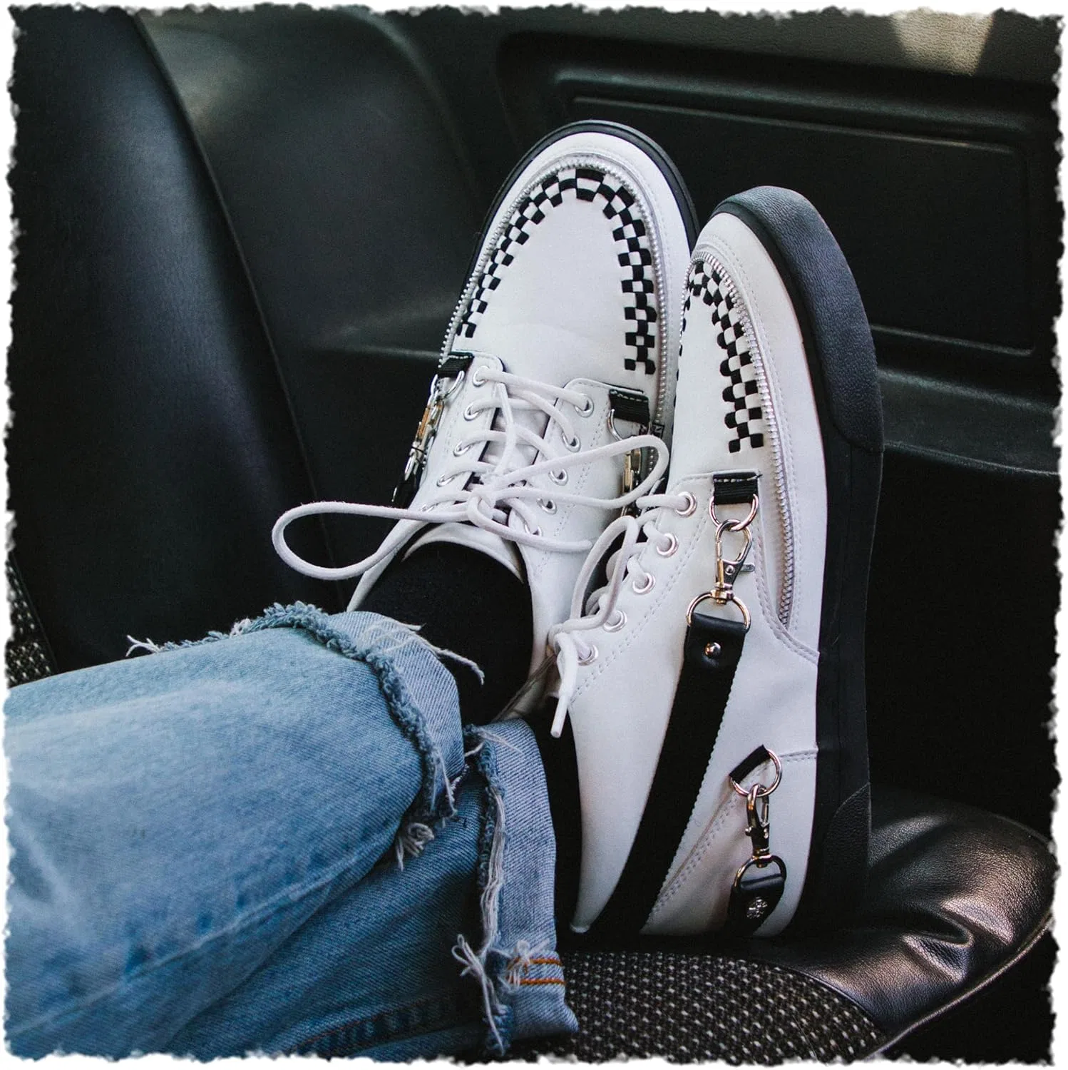 Кроссовки TUK Mid Top Creeper Trainers - Мужская и женская обувь - Стиль "шайба", "готика" и "рокер", кожаные и замшевые, на шнуровке T.U.K, White Tukskin — фото 2