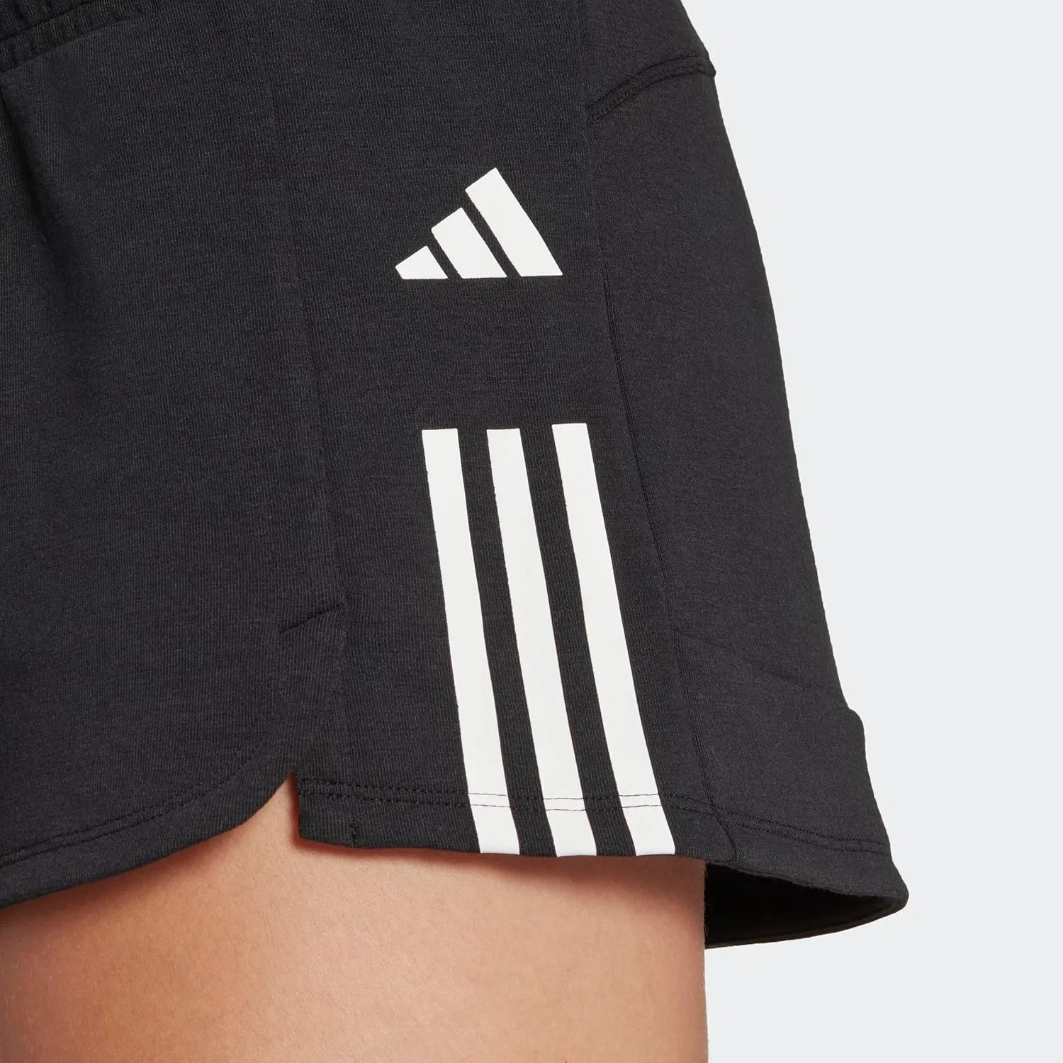 Женские шорты для активного отдыха adidas Black White — фото 3