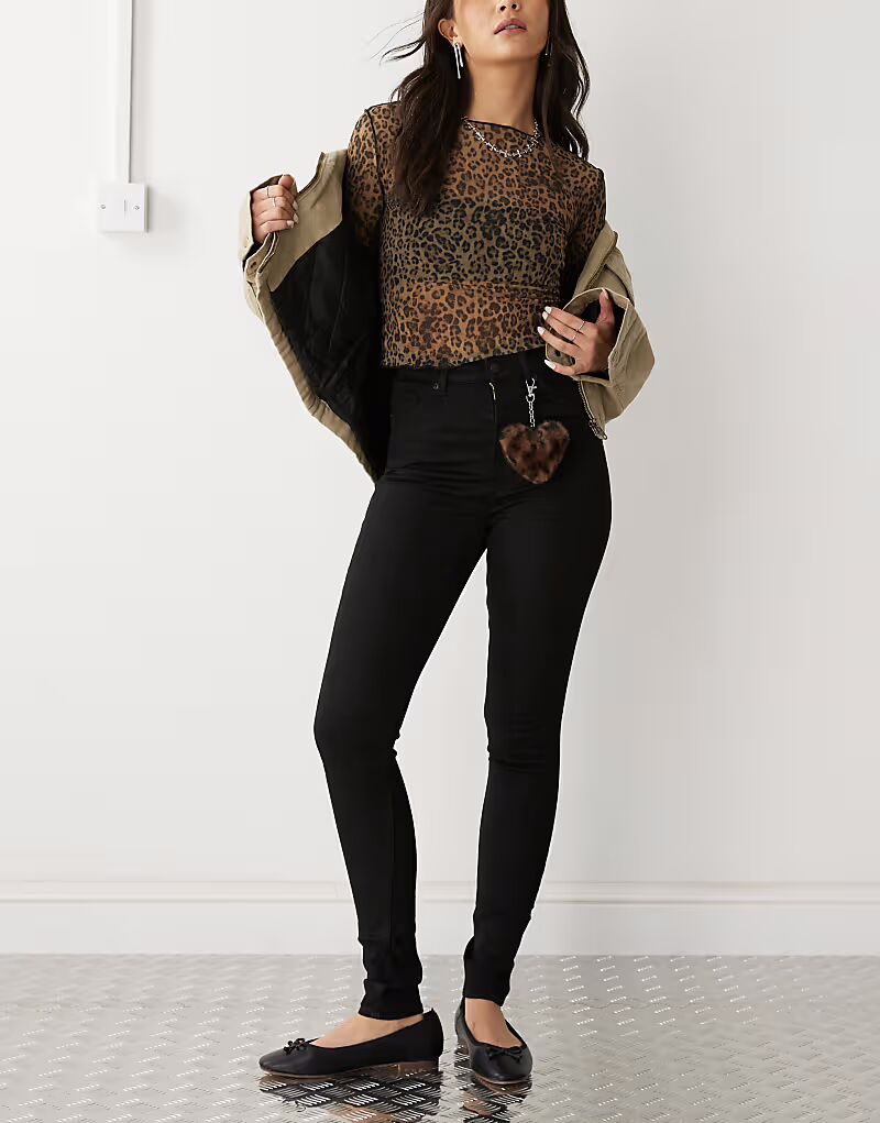 

Джинсы-скинни с высокой талией Oki черного цвета Monki