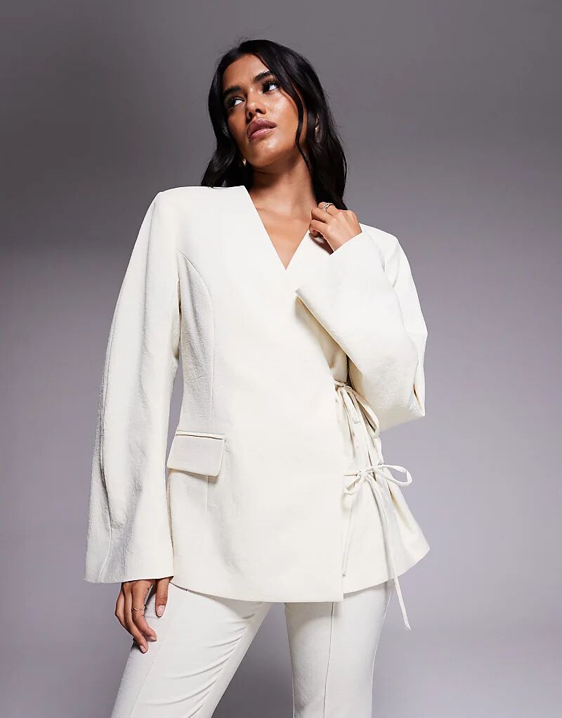 

Блейзер ASOS DESIGN с двумя завязками по бокам, цвет пахты