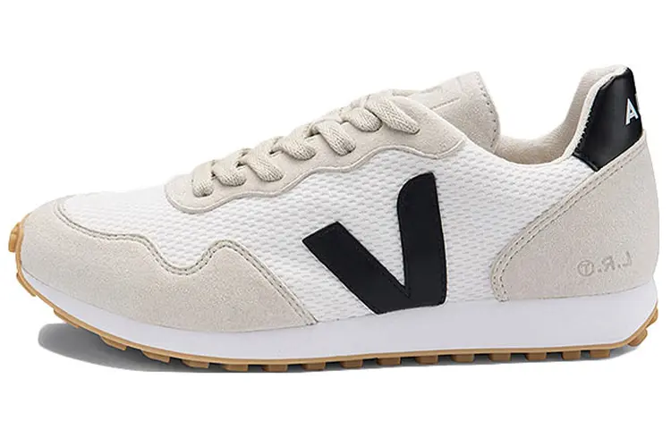 

Кроссовки Logo-patch Low-top Sneakers Veja
