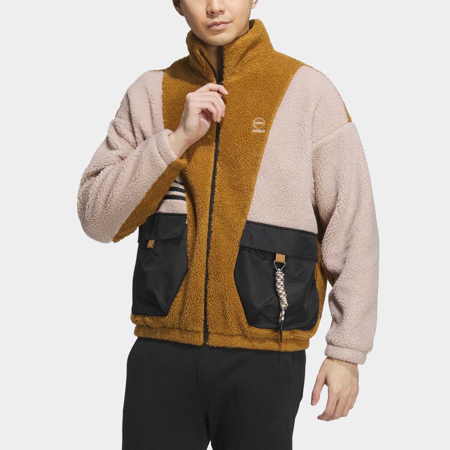 Куртка мужская бронзовая Strata Adidas, цвет Bronze Strata — фото 2