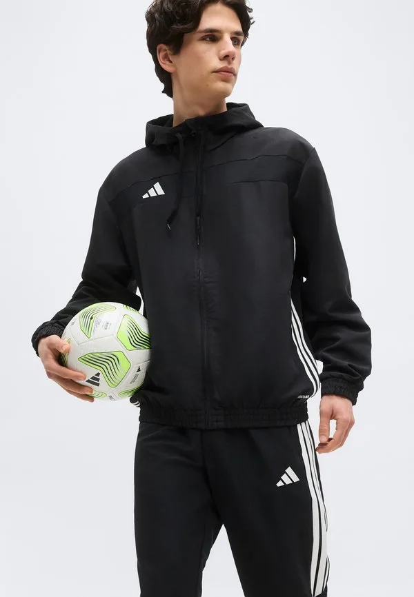 Брюки tiro 26 essentials, спортивные штаны Adidas Performance, Black/Black/White — фото 4