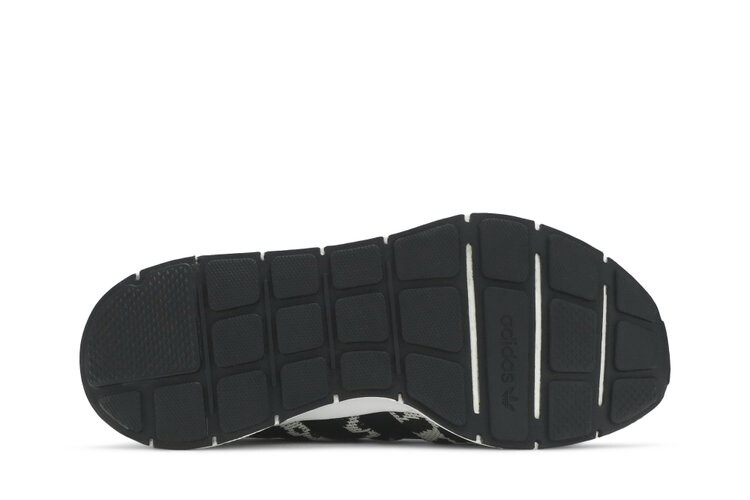 Кроссовки Adidas Wmns Swift Run, черный — фото 4
